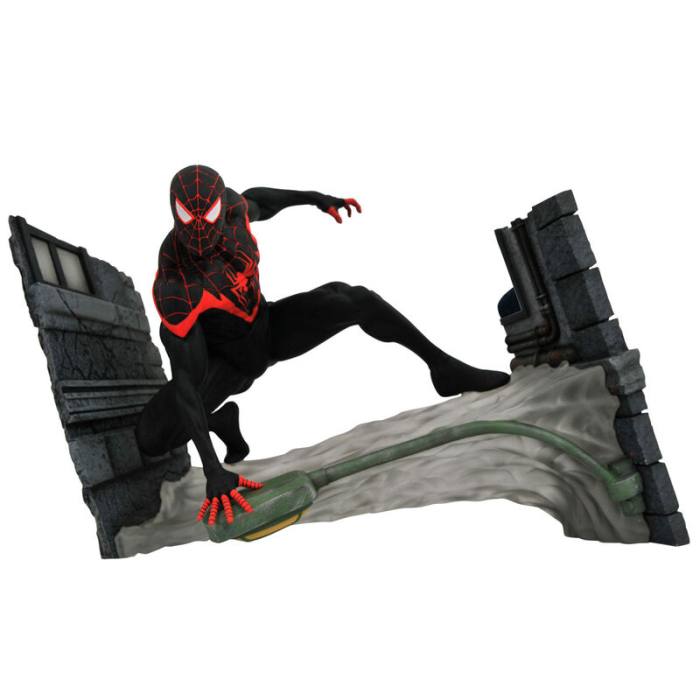 Marvel Comic Gallery Spiderman Miles Morales figure 18cm 33234