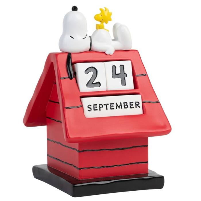 Snoopy Doghouse 3D perpetual calendar 41046